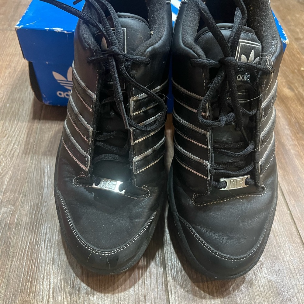 adidas KG Black Sneakers with Low-Top Design and Thick Sole - Picture 2 of 5